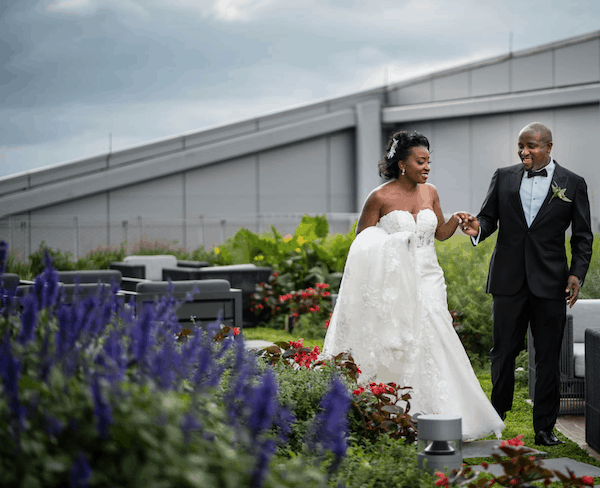 Philadelphia wedding - bride and groom. - bride and groom in roof top garden