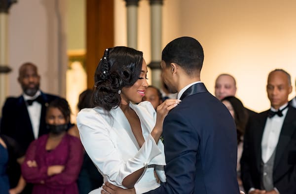 Philadelphia couple's first dance in the rotunda at the Pennsylvania Academy of the Fine Arts Landmark Building