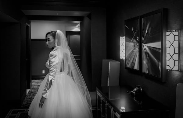 Philadelphia Academy of Fine Arts wedding bride leaving The Notary Hotel