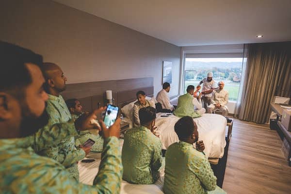 New Jersey Sikh groom and his groomsmen getting ready