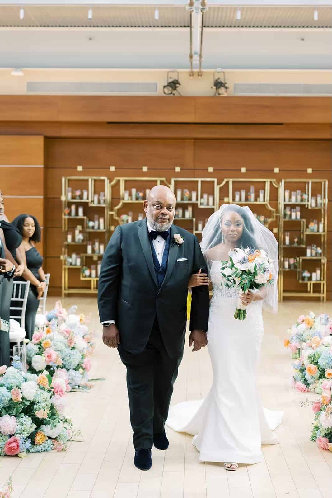 wedding-ceremony-at-the-kimmel-center